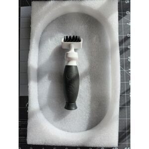 The Sizzix Making Tool Die Brush B25